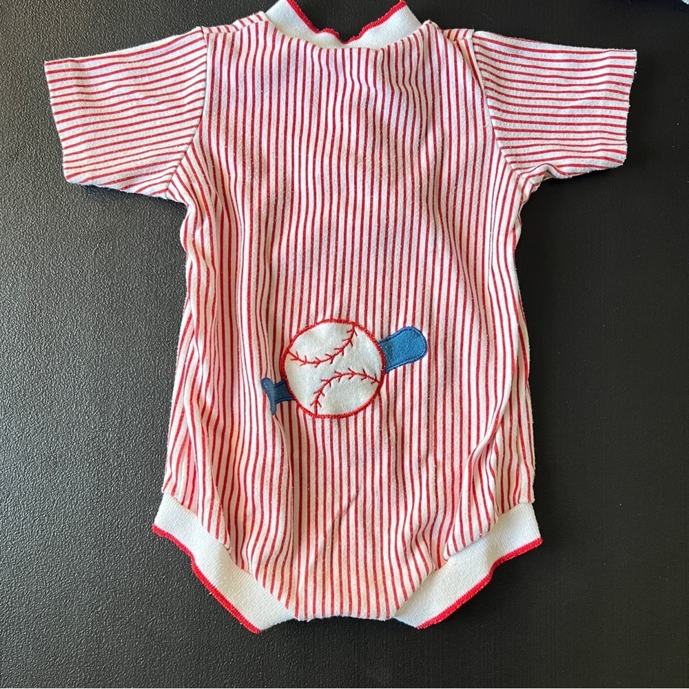 Vintage Pride N Joy Striped Bear Baseball Red White Baby Onesie Size 18 Months - Picture 5 of 8